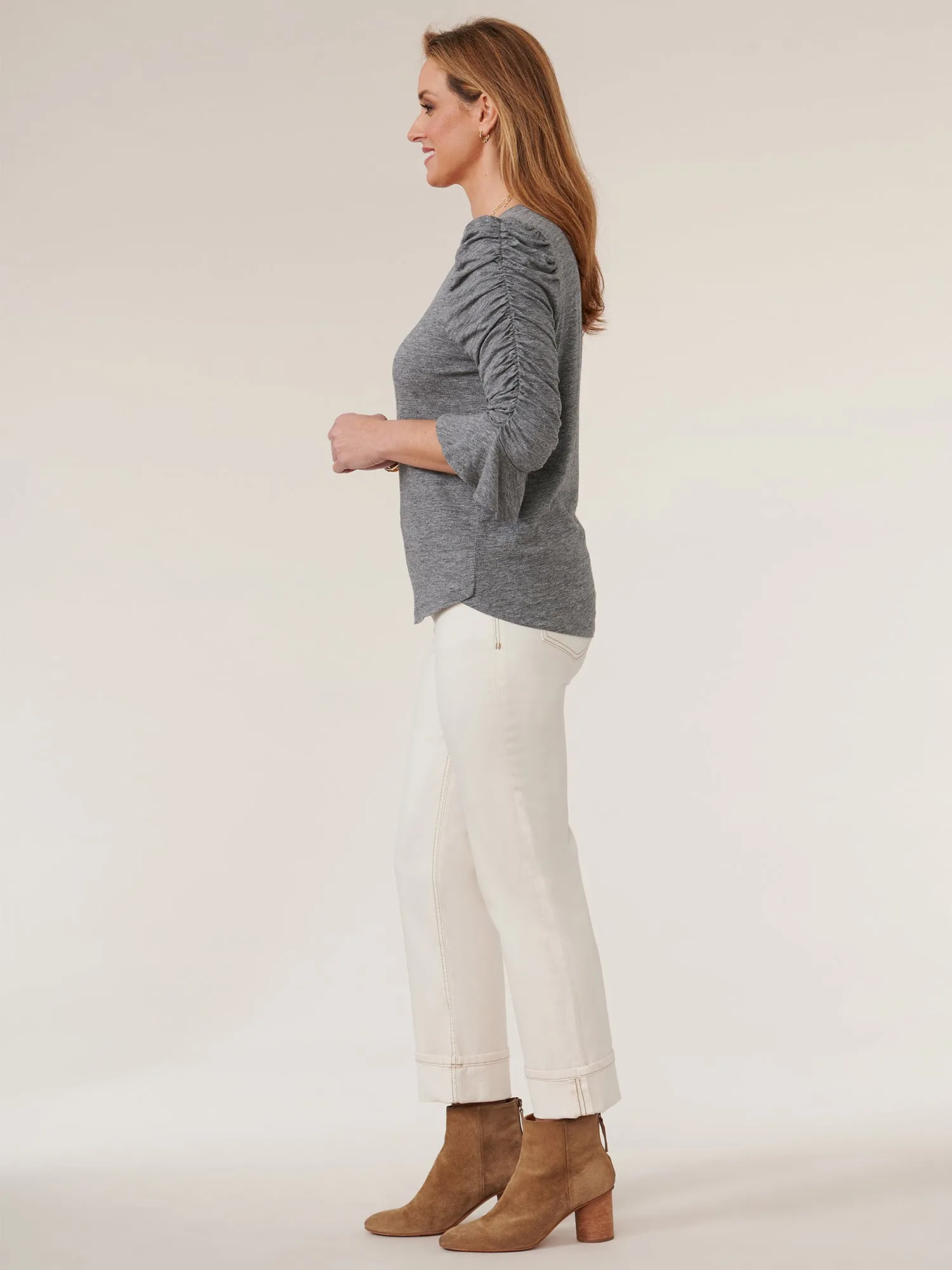 3/4 Ruched Flounce Sleeve V Neck Shirtail Hem Knit Top