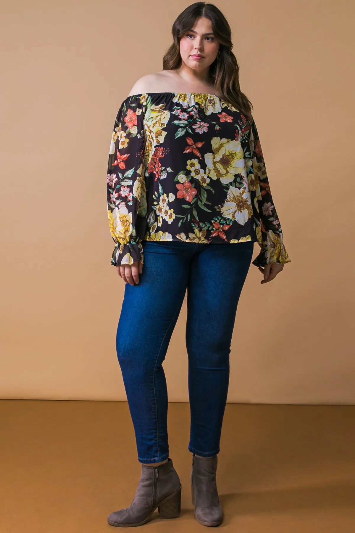 CAN'T ESCAPE YOU FLORAL TOP