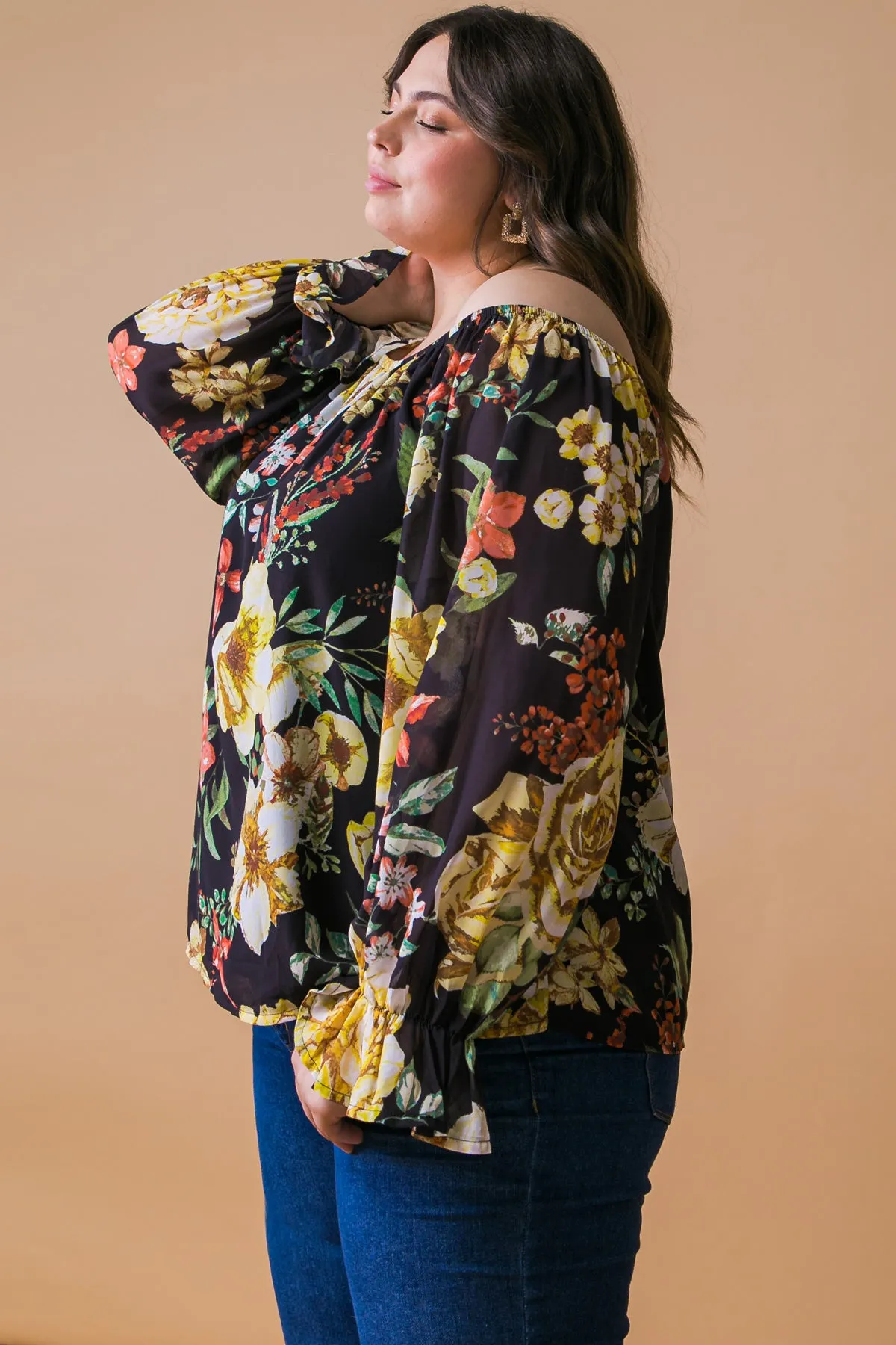 CAN'T ESCAPE YOU FLORAL TOP