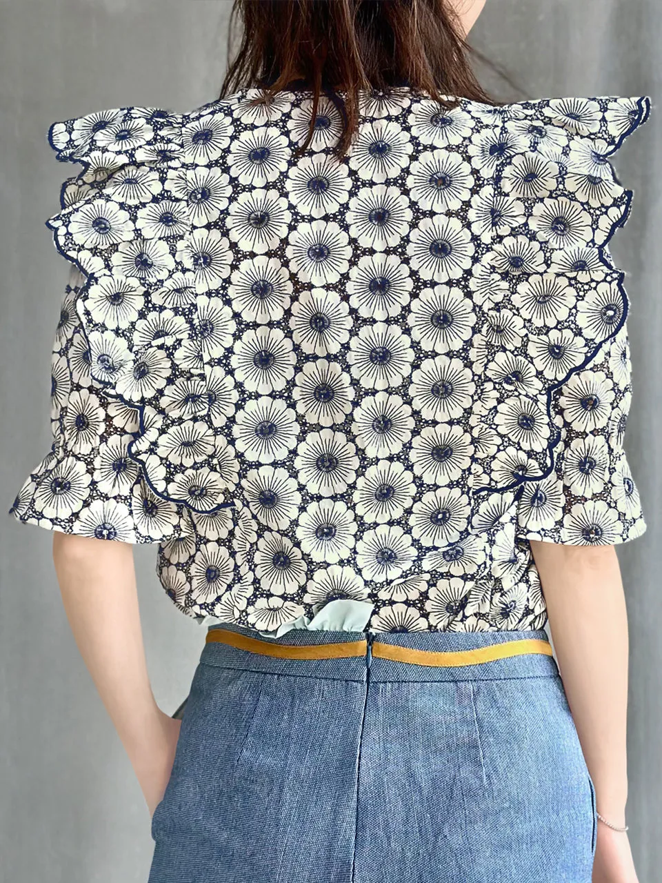 Last Chance! Violette Embroidered Ruffle Puff Sleeve Airy Blouse