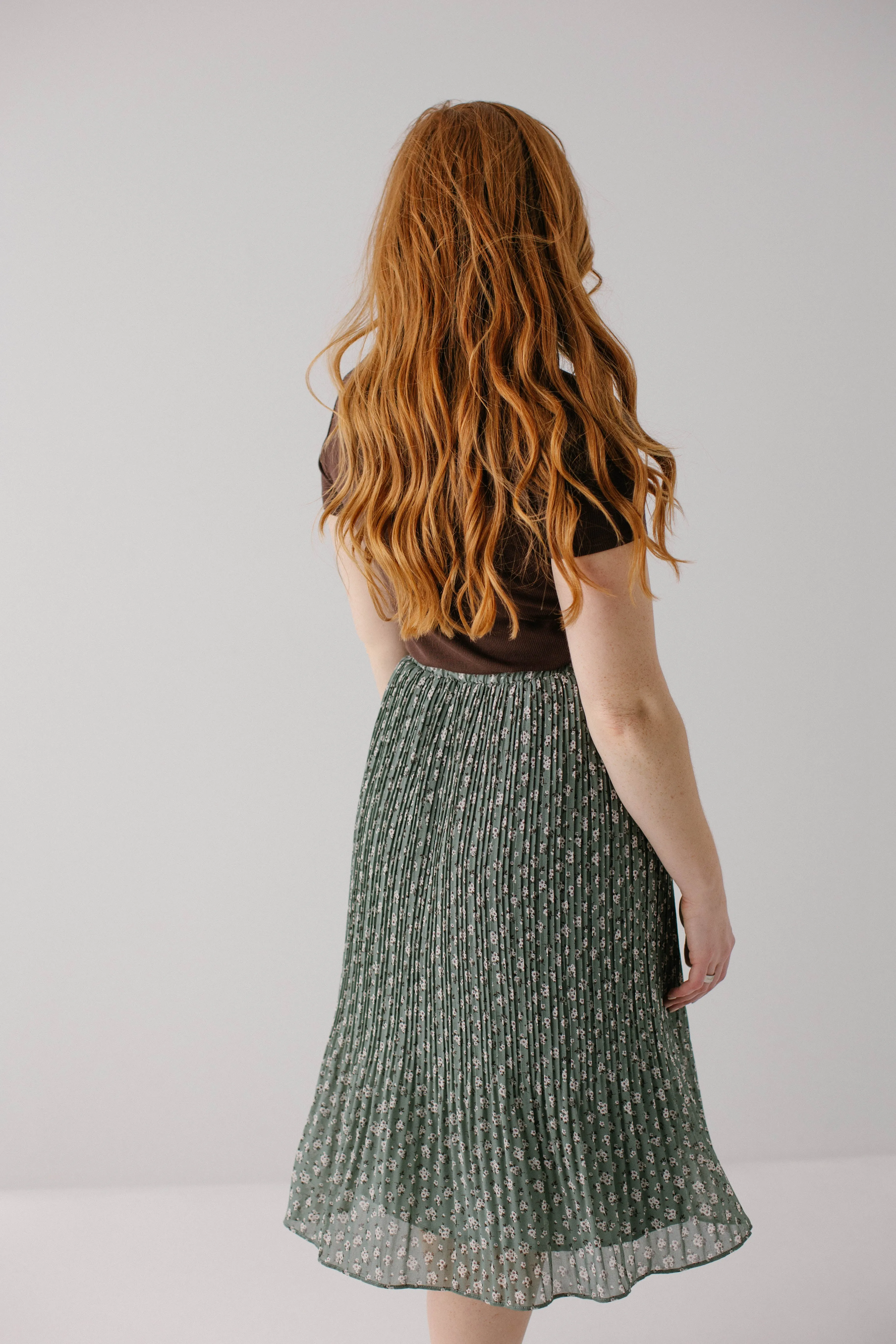 'Sariah' Ditsy Floral Pleated Midi Skirt in Sage FINAL SALE
